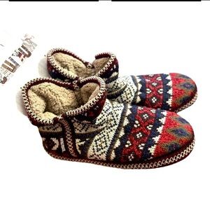 NWT Muk Luks Faux Fur Lined Bootie Slippers Neutral Color Fair Isle XL 9.5-10.5